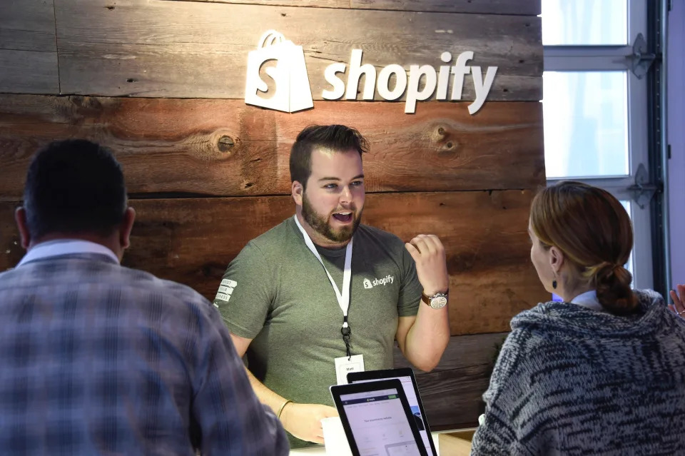 Shopify's 25% gain sends Canada's benchmark stock index to all-time highs