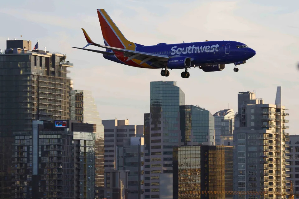 Southwest Stock Rises as Airline Lifts Outlook on Strong Travel Demand