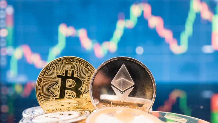 Crypto Market Crash Triggers $1.5 Billion in Liquidations as Bitcoin Drops Below $95,000