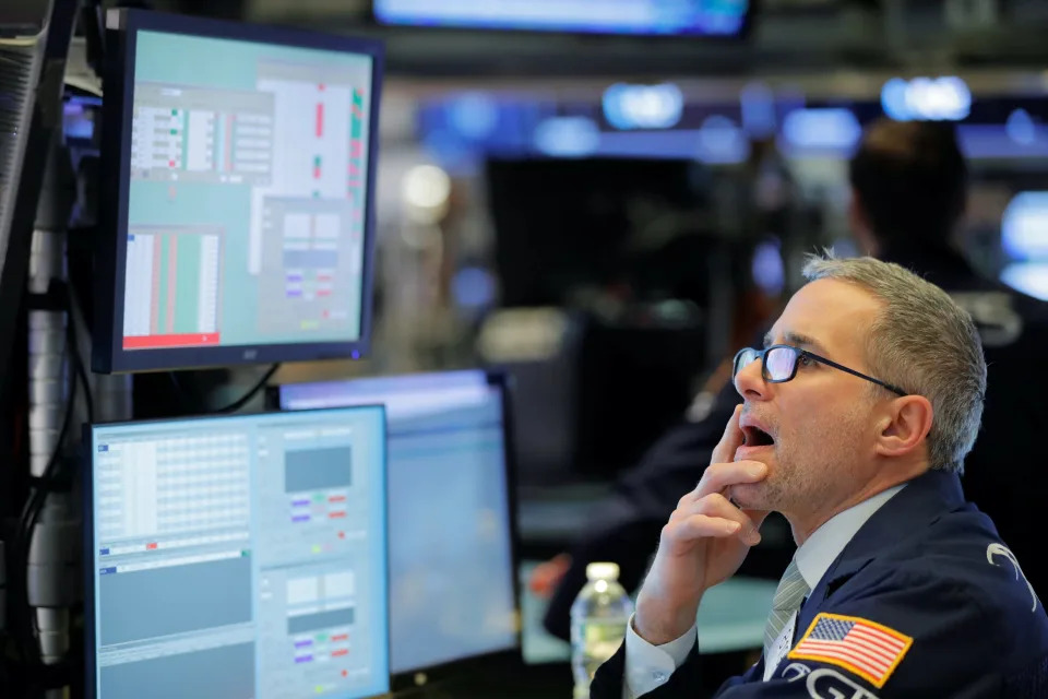 Stock market today: Indexes bounce back as investors aim to end 5-day losing streak