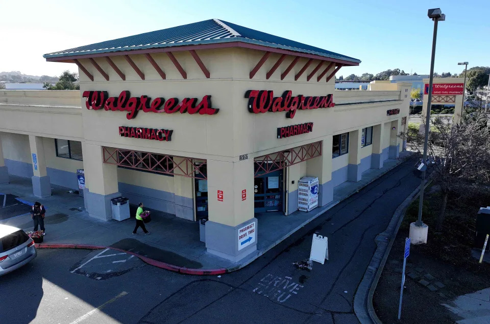 Walgreens Stock Stumbles Amid Legal Challenges, Throwing Cold Water on Hopes for a Rebound