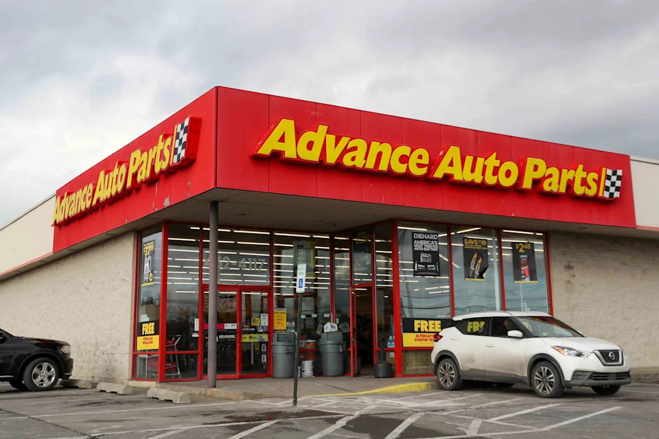 Advance Auto Parts Stock Sinks on Soft Q1 Sales Projections