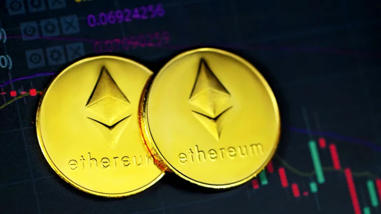 Crypto Trader Loses $308 Million as Ether Drops Below $1,877 in Market Sell-Off