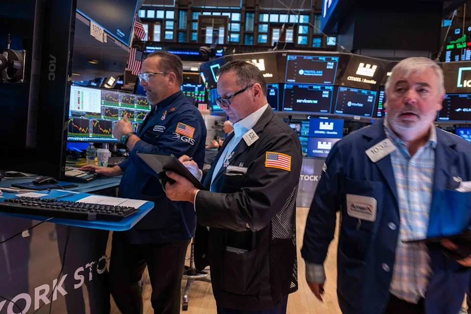 S&P 500 Gains and Losses Today: Index Falls Into Correction Amid Economic Uncertainty